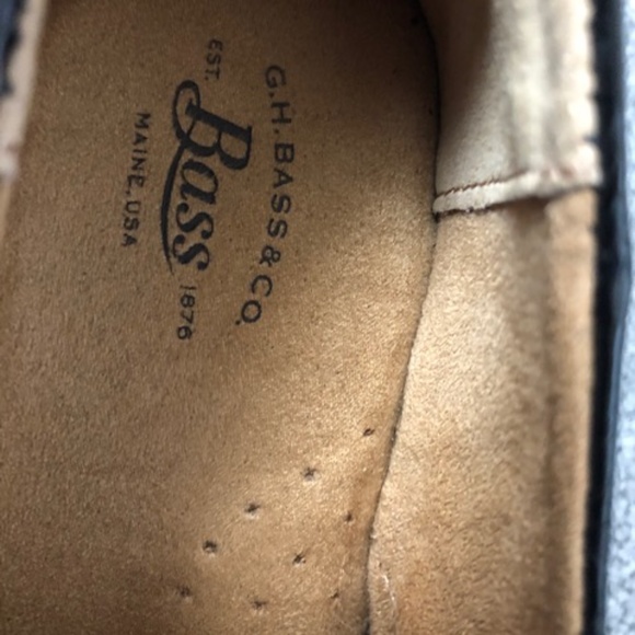 Bass Shoes - Picture 2 of 5